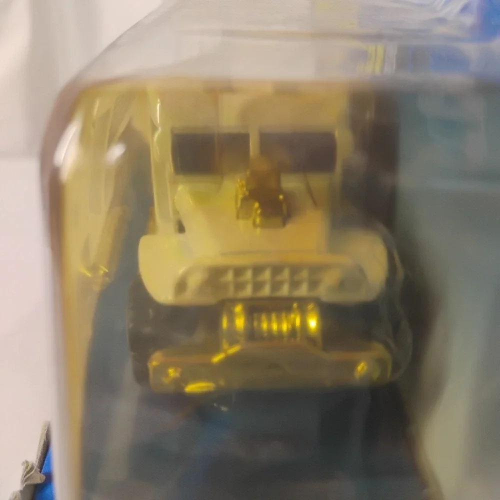 Hot Wheels New Deluxe Haulers‎ Special Edition White Diecast New Vintage